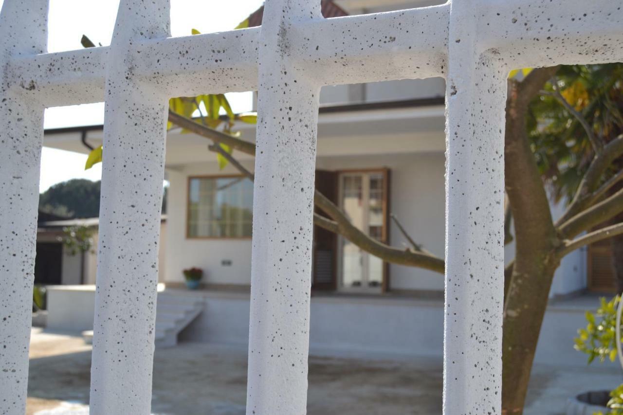 Guesthouse Holiday Formia Beach エクステリア 写真