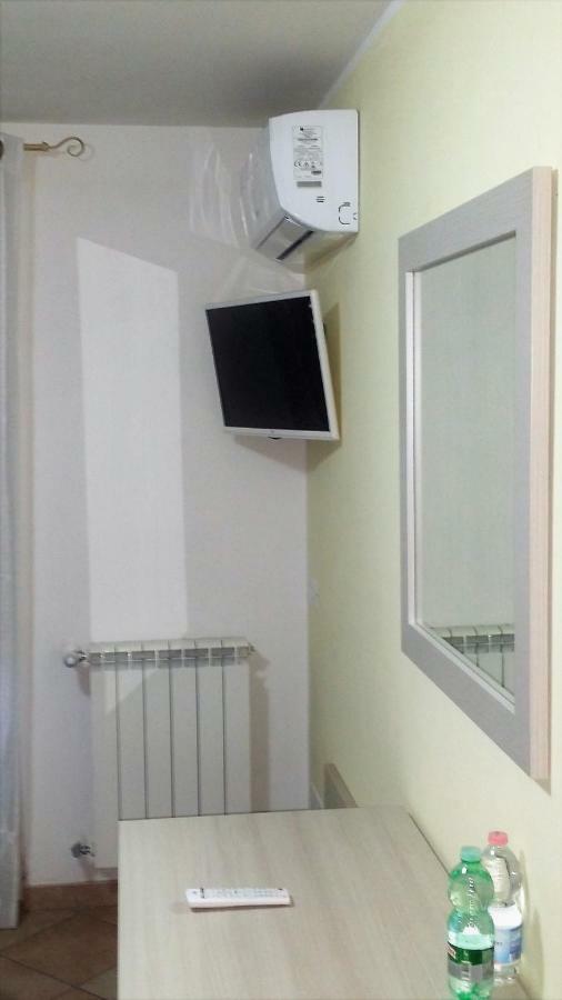 Guesthouse Holiday Formia Beach エクステリア 写真